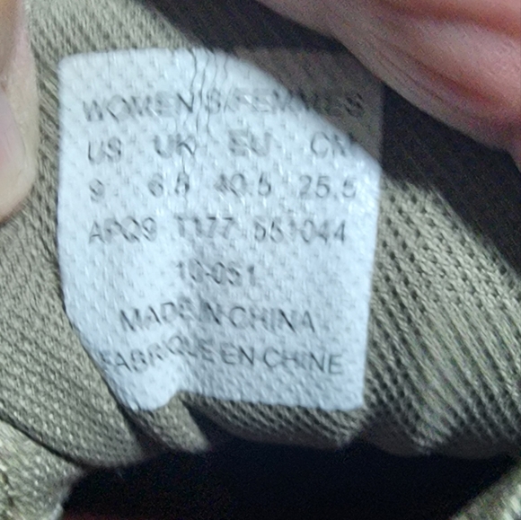 THE NORTH FACE EUC WOMEN'S SIZE 9 SUEDE HIKING SHOES - Picture 6 of 12